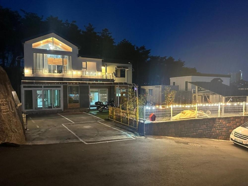 Sokcho Ulsanbawi Bed And Breakfast ภายนอก รูปภาพ